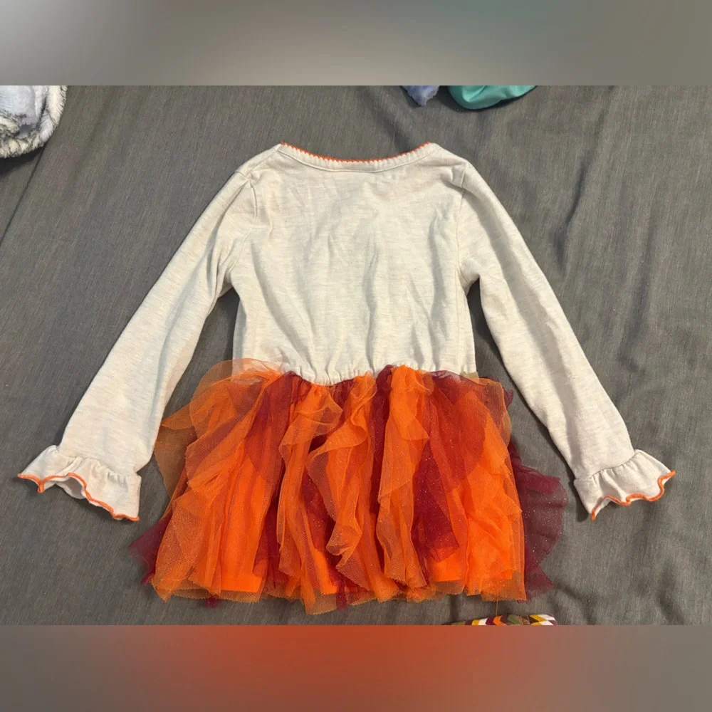 Little Lass Thanksgiving Outfit - Picture 3 of 4